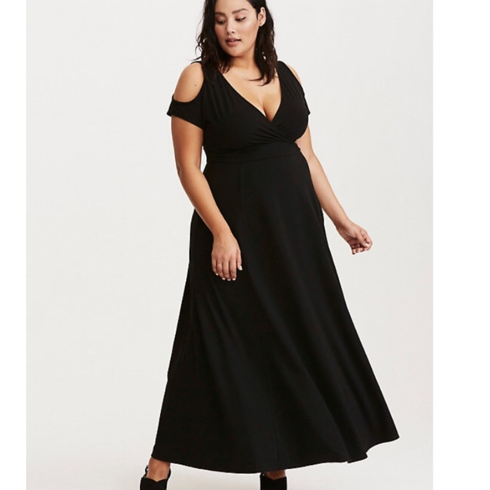 Torrid JERSEY COLD SHOULDER SURPLICE MAXI DRESS S2